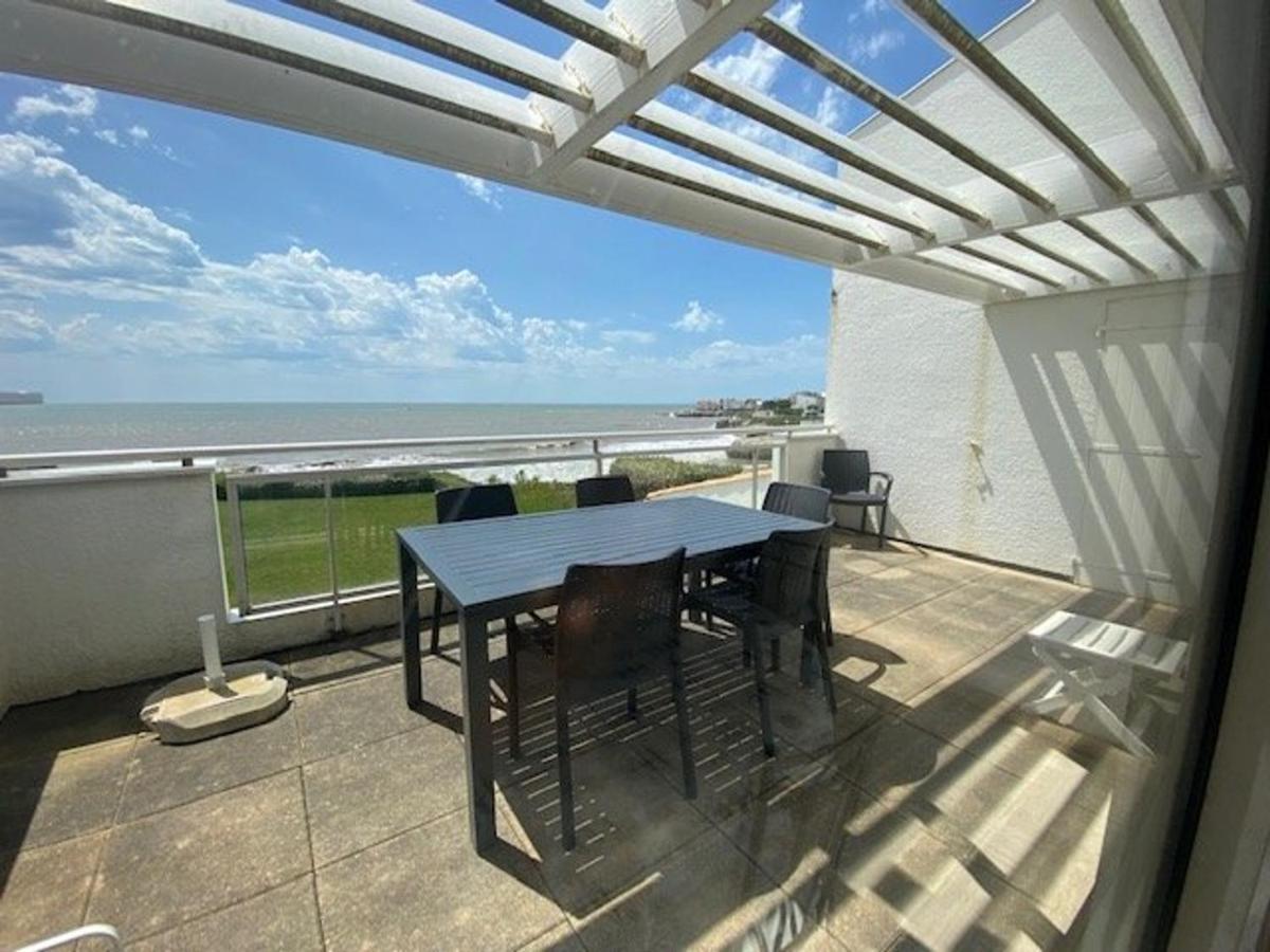 Appartement Moderne Avec Terrasse Et Garage A Royan - Fr-1-494-65 Екстериор снимка